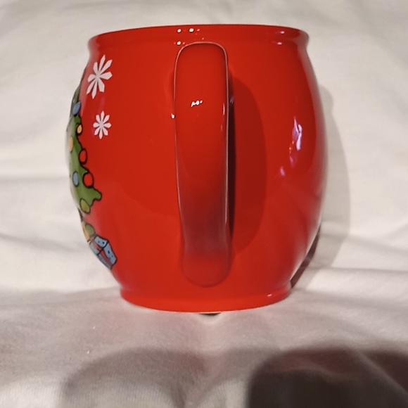 Snoopy Christmas Mug. Embossed. 2014. Red Hot. Excellent Condition. Collectible. - Picture 7 of 11